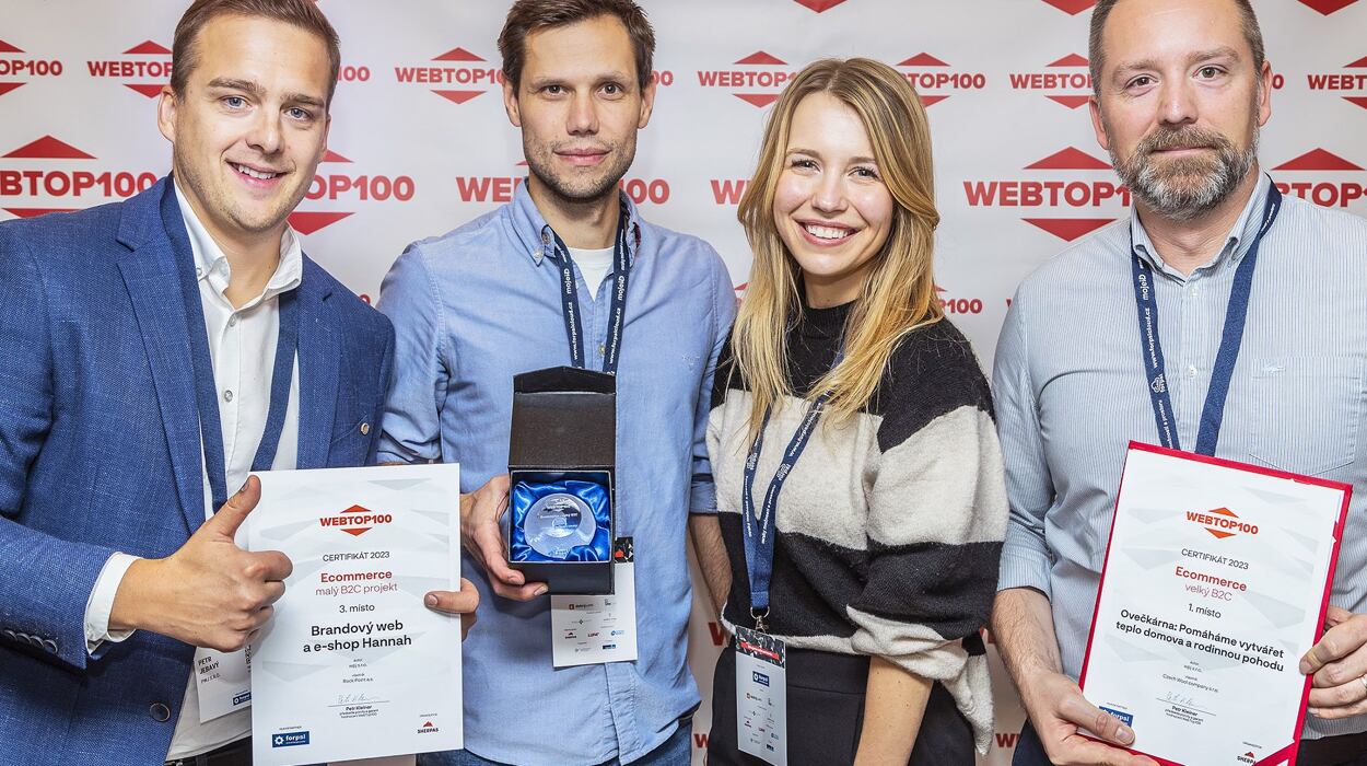 Listopad plný prvenství - Webtop100 a IEA